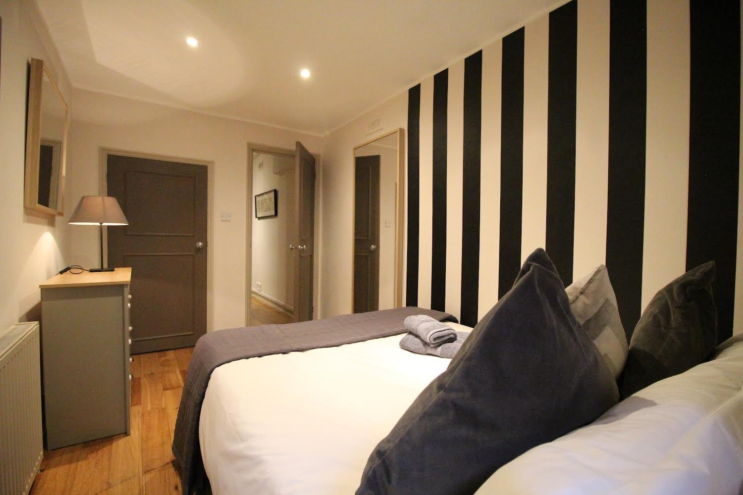 לונדון The Bromptons, Luxury South Kensington Apartment מראה חיצוני תמונה