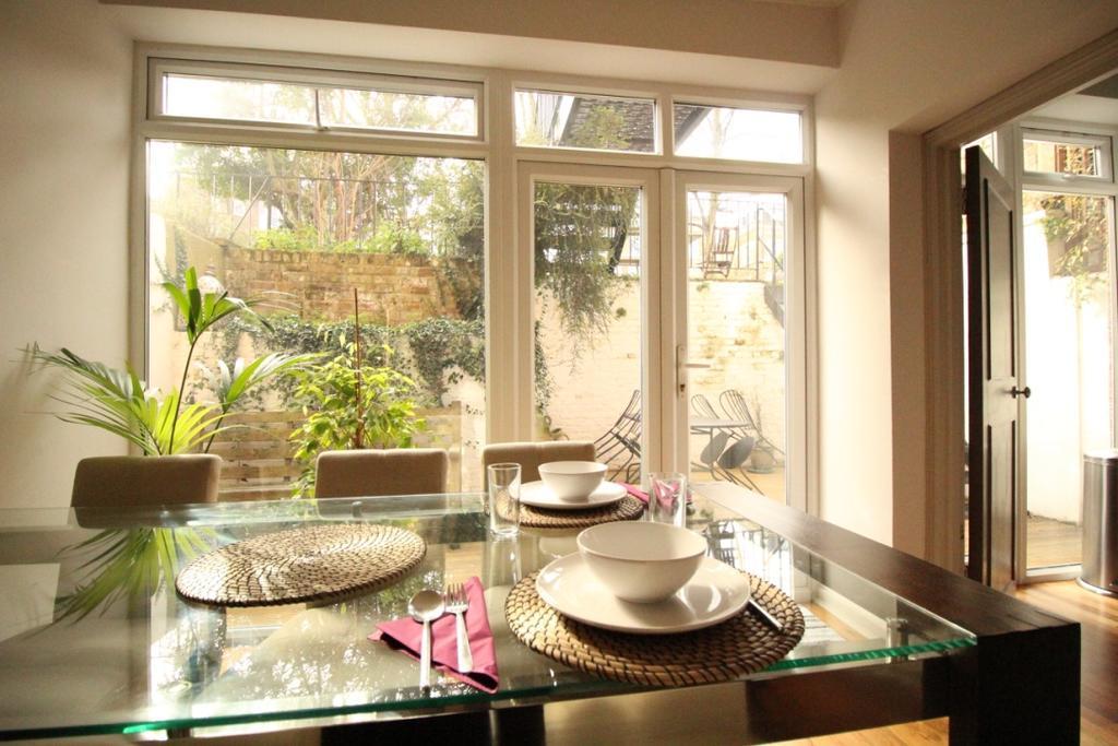 לונדון The Bromptons, Luxury South Kensington Apartment מראה חיצוני תמונה
